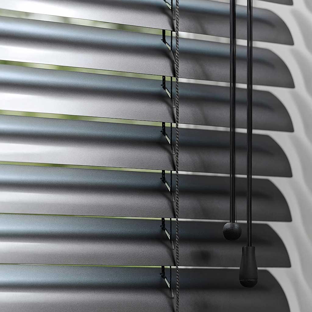 Modern aluminium venetian blinds in Auckland home